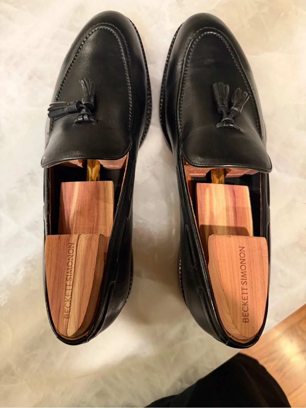 Beckett Simonon Bernard Tassel Loafers – Black